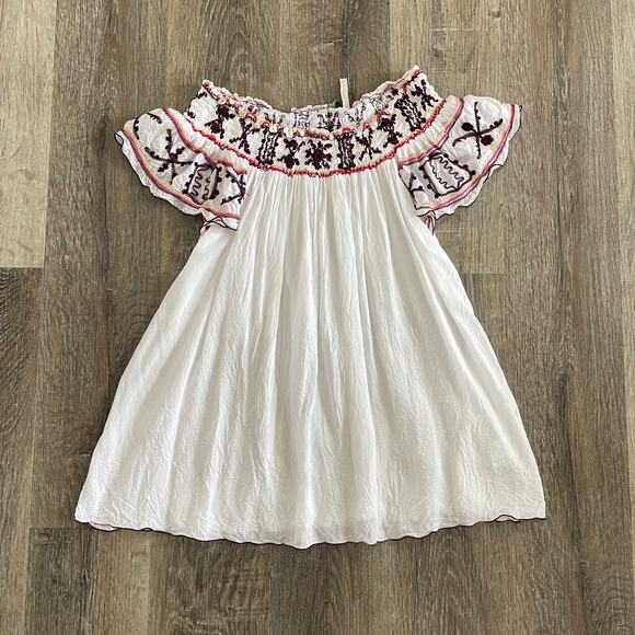 Poupette St. Barth White Embroidered Off the Shoulder Top - Size: 2 - Picture 5 of 7